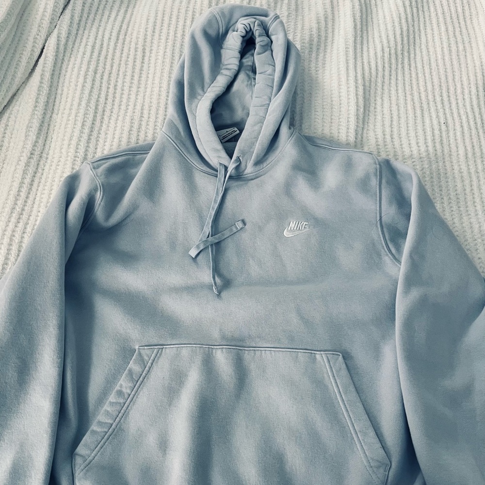 Nike Men’s Light Blue Hoodie Sweatshirt